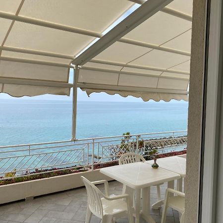 Villa Laura - Sul Mare Pizzo  Buitenkant foto