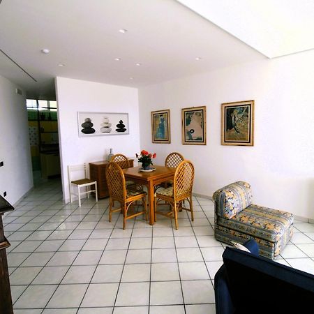 Villa Laura - Sul Mare Pizzo  Buitenkant foto