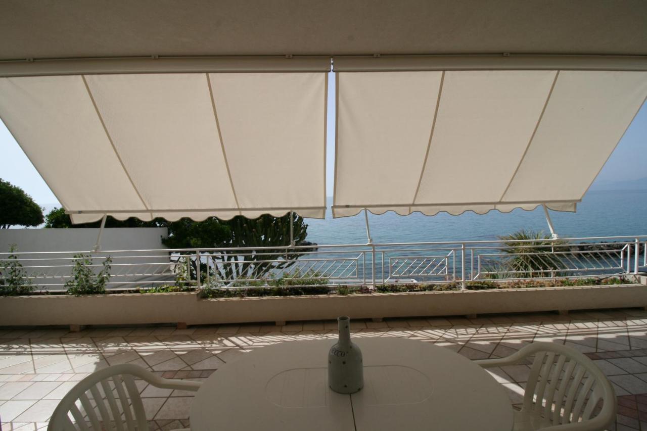Villa Laura - Sul Mare Pizzo  Buitenkant foto