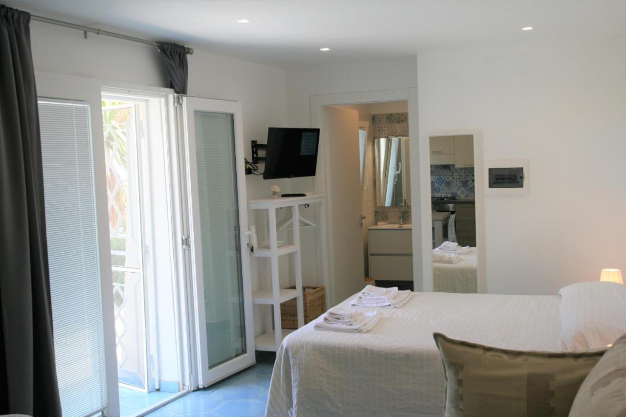 Villa Laura - Sul Mare Pizzo  Buitenkant foto
