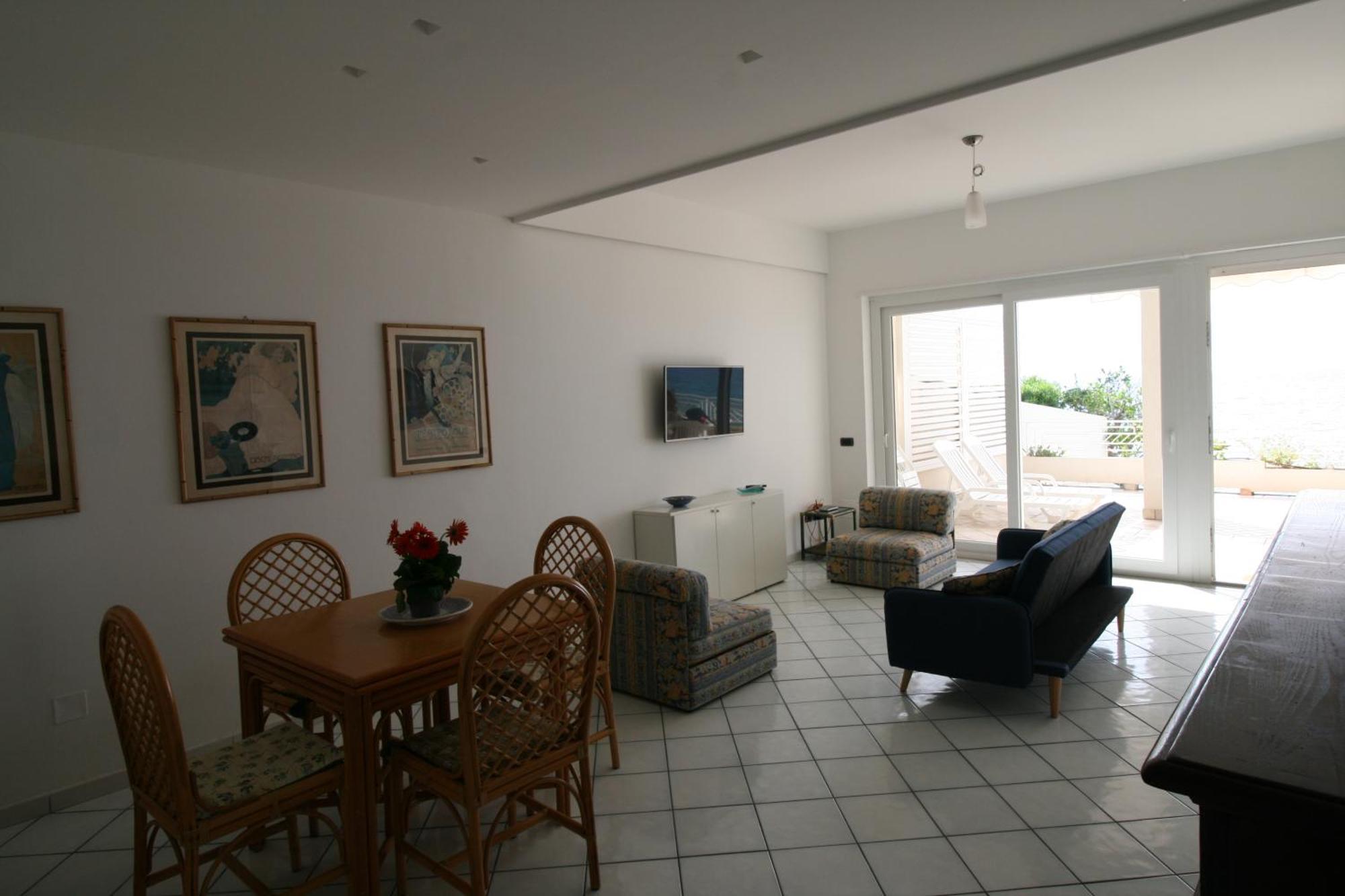 Villa Laura - Sul Mare Pizzo  Buitenkant foto