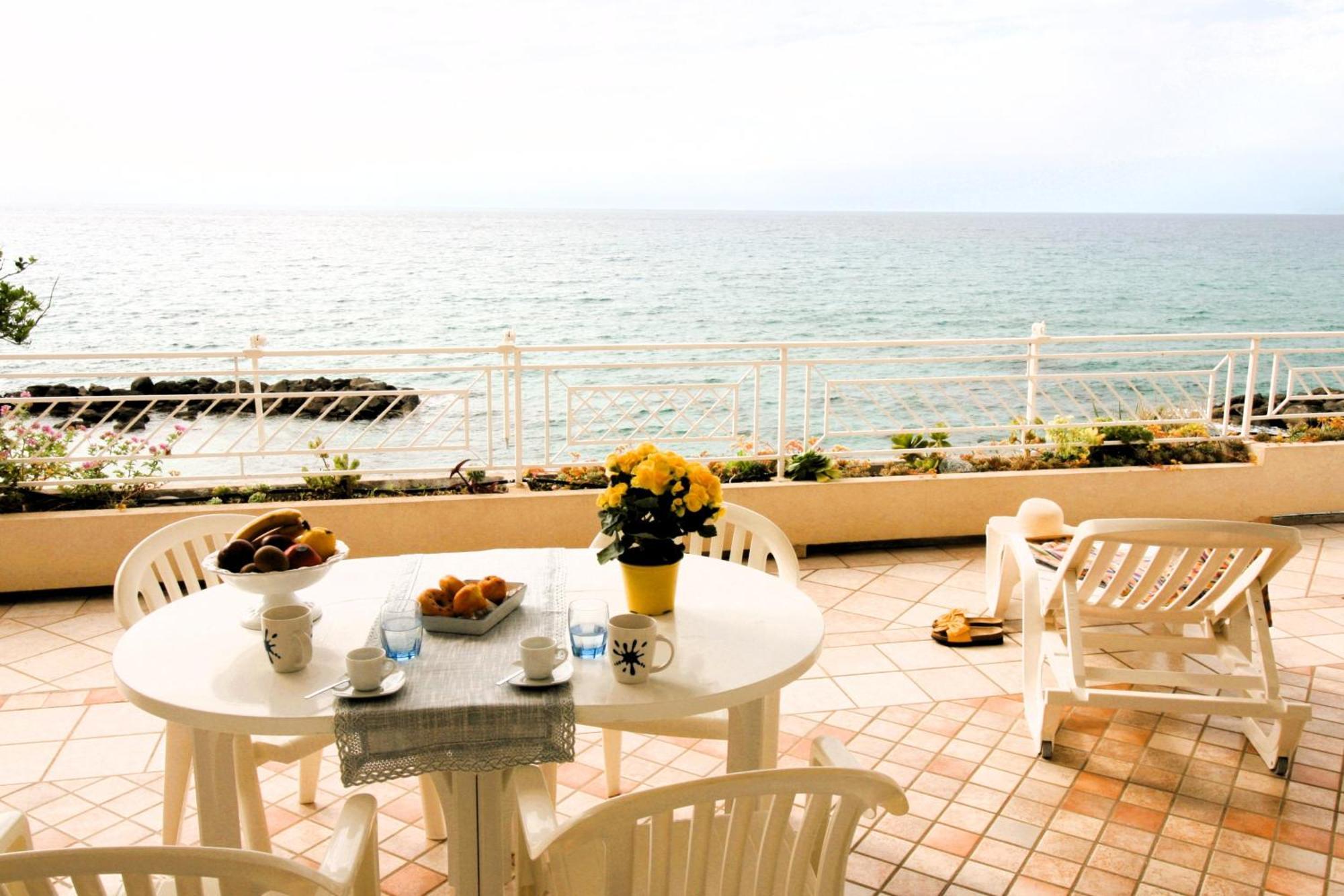 Villa Laura - Sul Mare Pizzo  Buitenkant foto