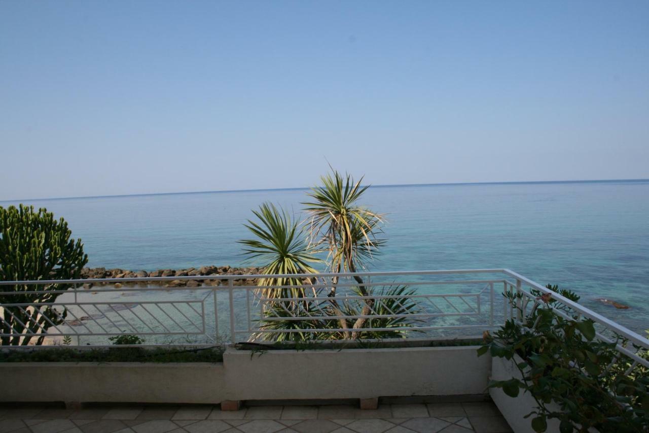 Villa Laura - Sul Mare Pizzo  Buitenkant foto